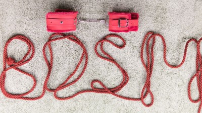 Csak speciális köteleket használjon kötözéshez paracord péniszkötés
