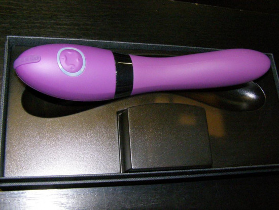 LELO Elise II szilikon vibrátor (22 cm)