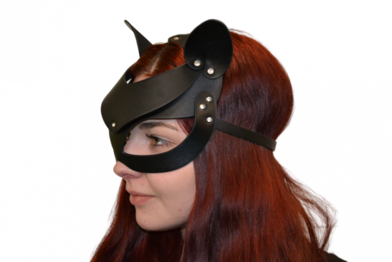 Sexy Cat maszk kövekkel