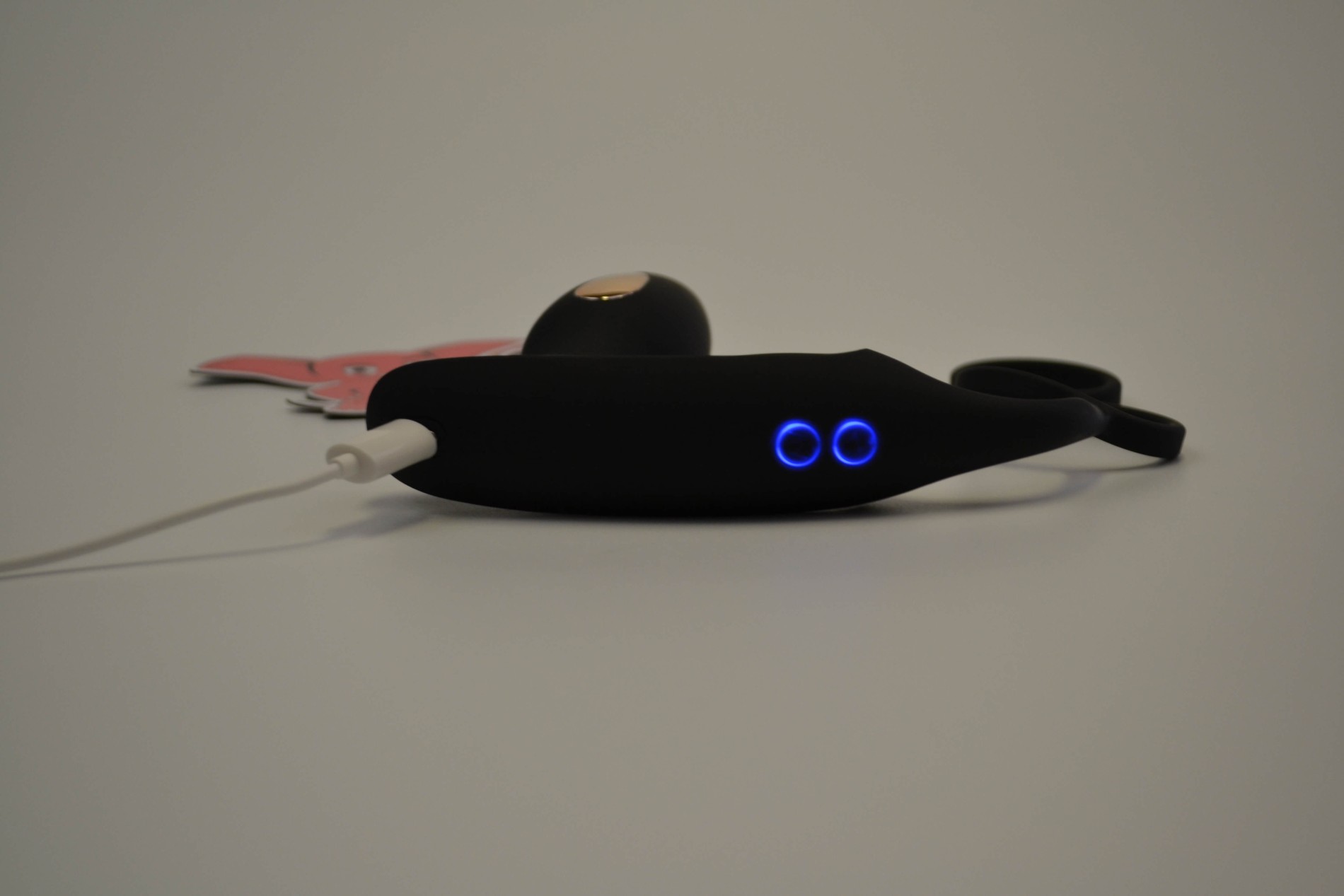 Vibrációs análdugó Loop erekciós gyűrűvel és távirányítóval