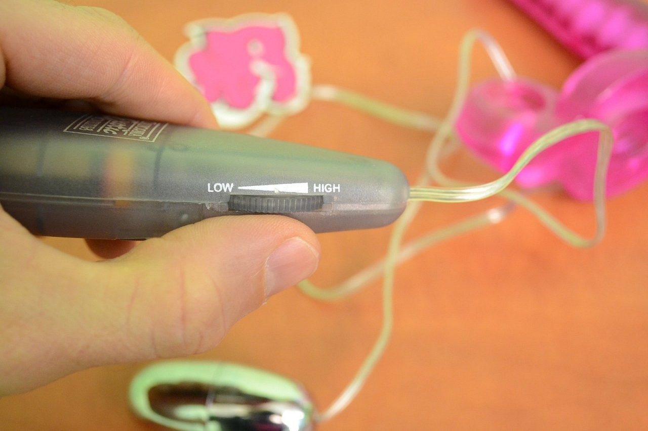 Triple Flexi Stimulator - anális csíptetős pénisz