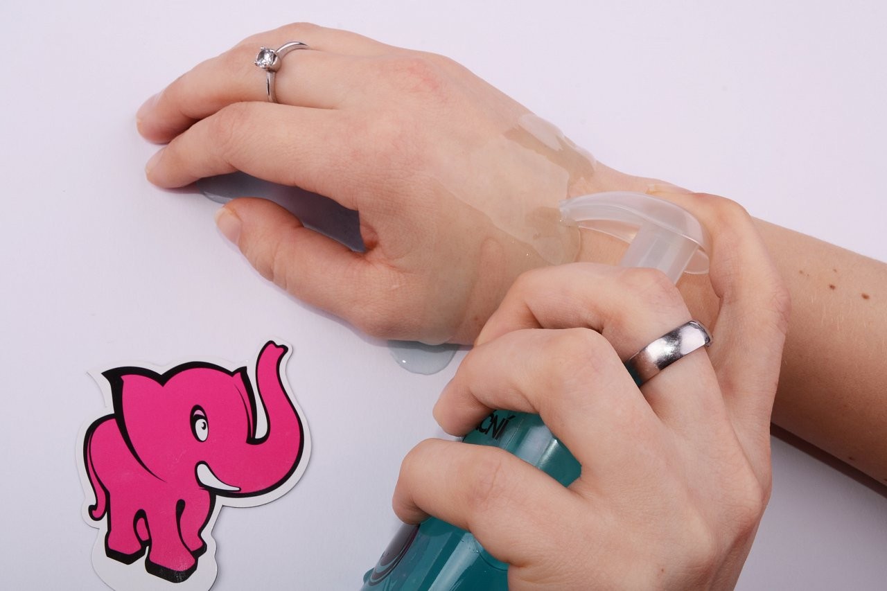 Csillapító kézkenő gél