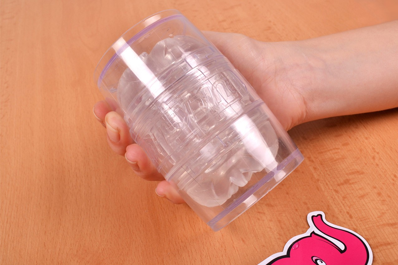 Fleshlight Quickshot Vantage - a kézben