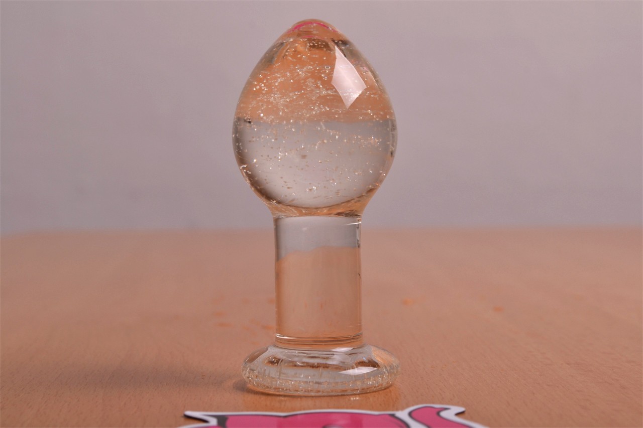 Anális dugó Glow Night - nagy csatlakozó, fotózás a Růžový Slon Havířov üzletben