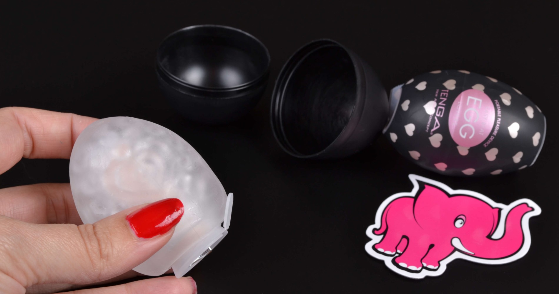 Tenga Egg Lovers maszturbátor, a kézben