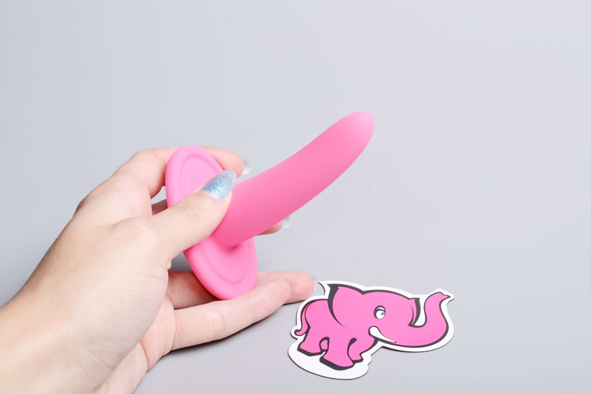 Colors Power hüvelytágító készlet, kézben