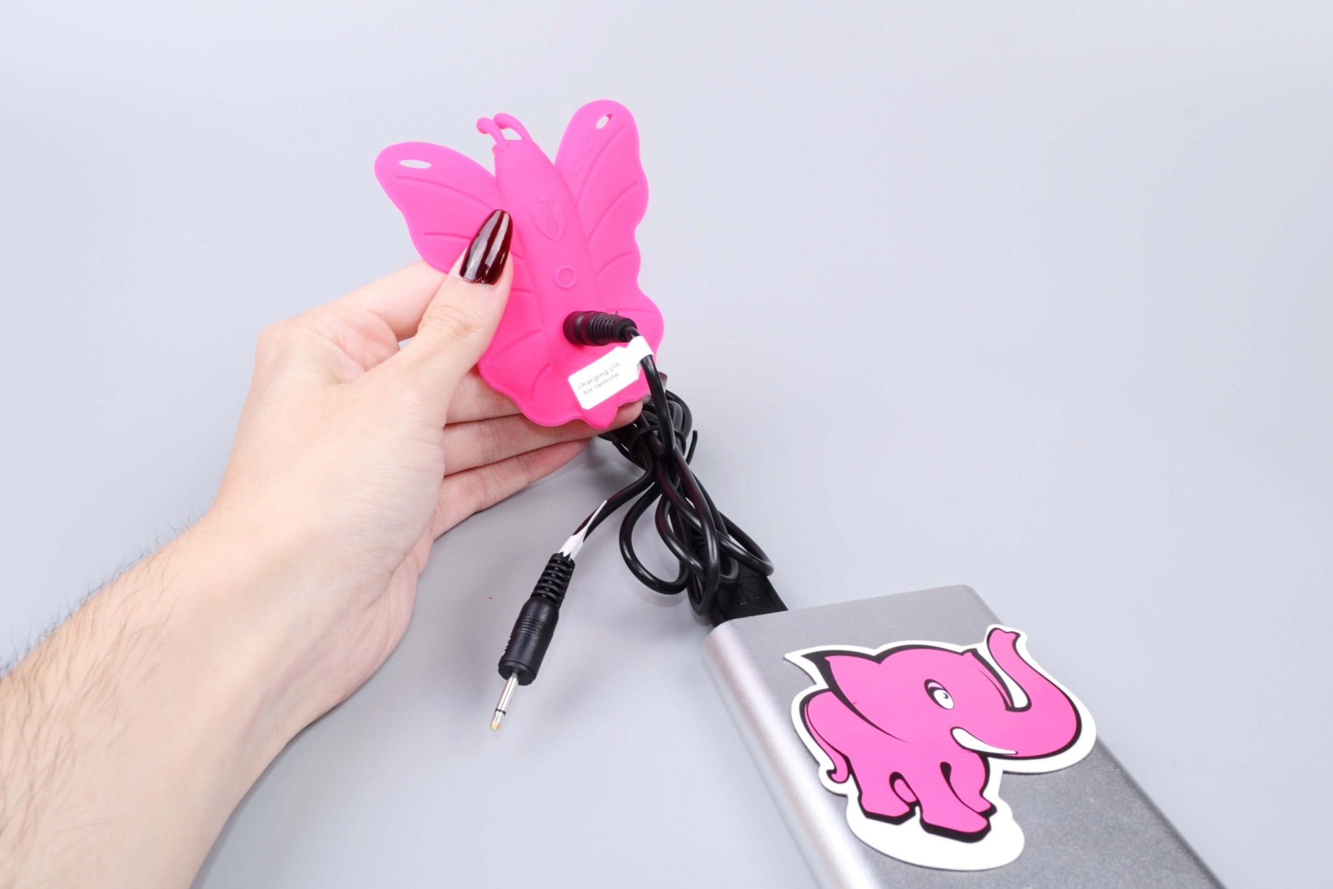 Little Pleasure vibrációs csokornyakkendő, töltés