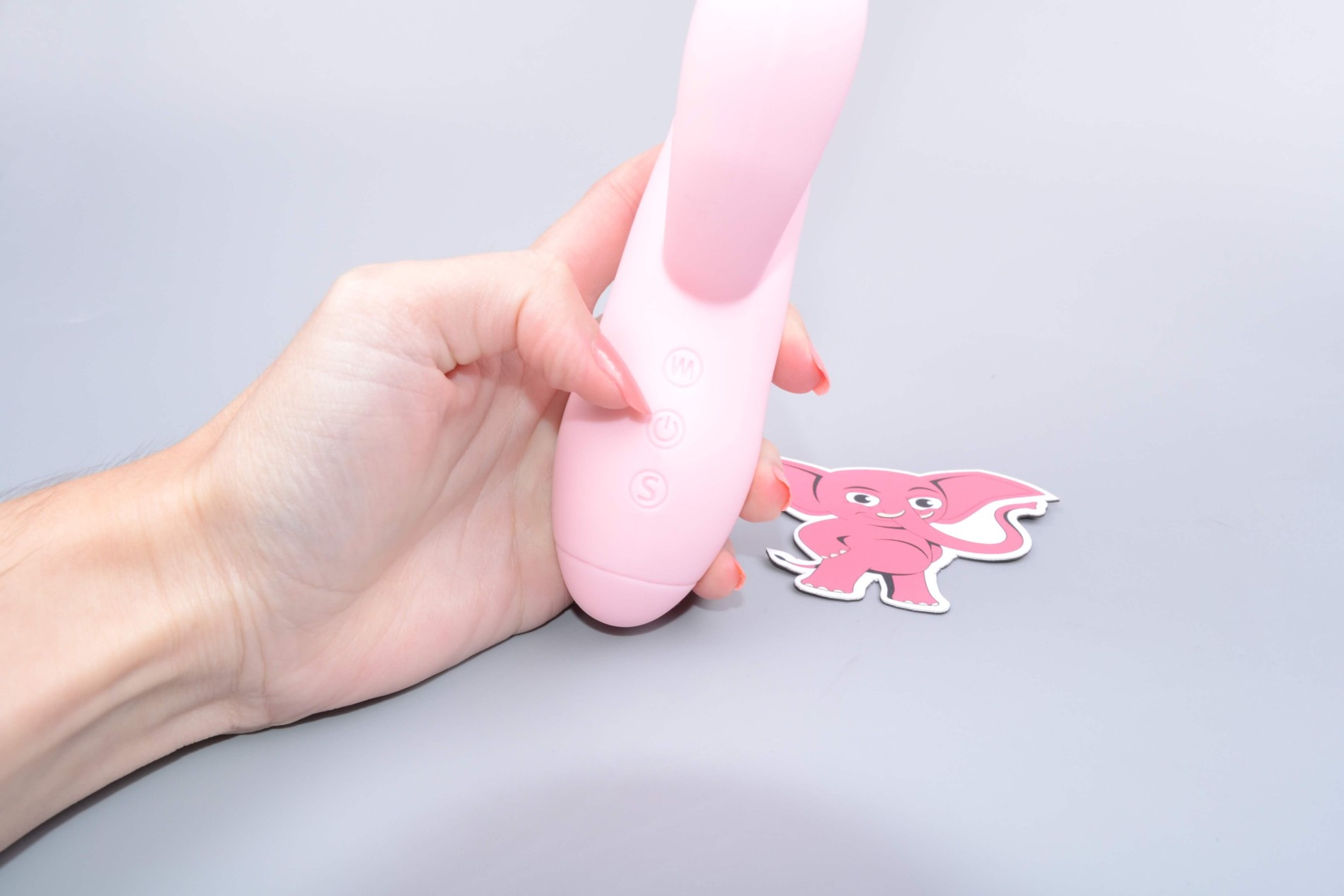Kihangosított pulzátor klitorvetítéssel Pulzie Bunny, vezérlés