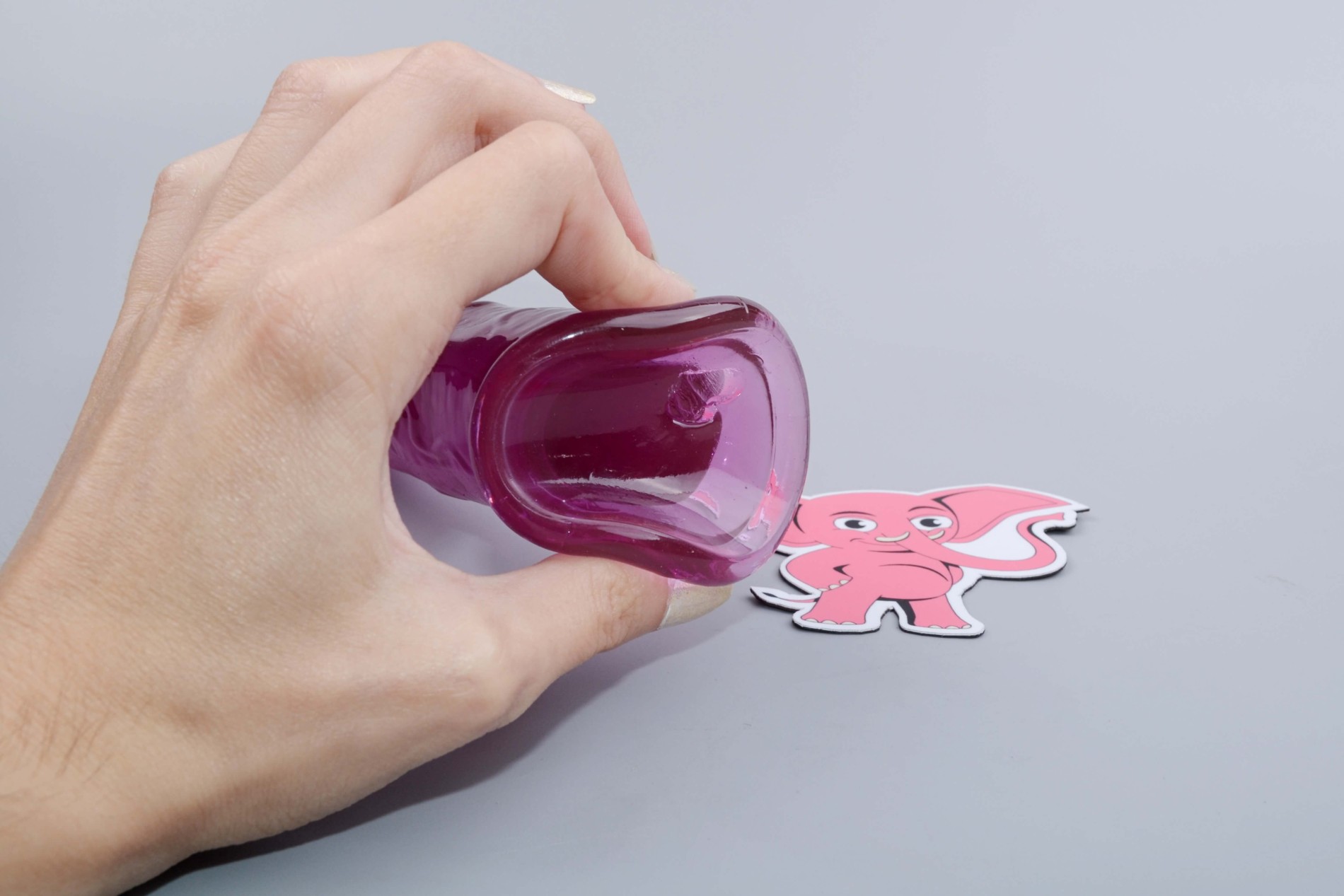 Műpénisz tapadókoronggal Purple II (19,5 cm), tapadókoronggal