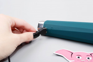 Masszázs vibrátor AkuWand Next Gen (30 cm), töltés