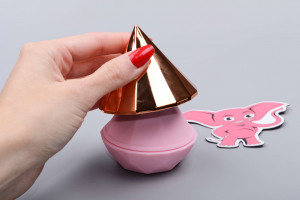 Adore Diamond nyomókészülék (7,1 cm), kézben