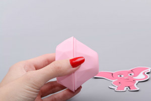 Adore Diamond nyomókészülék (7,1 cm), kézben